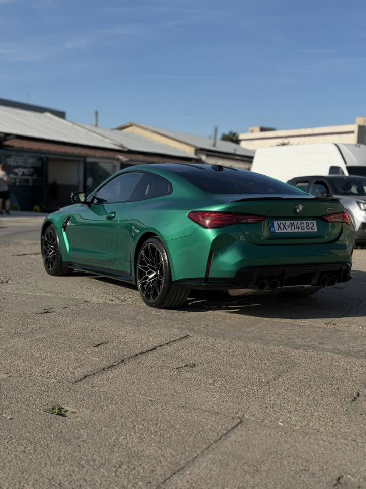 PPF – BMW M4 G82 zadný pohľad, celé auto po PPF fólii